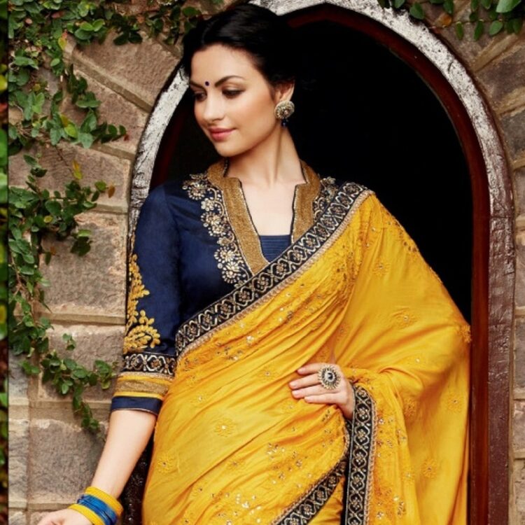 www.theindiaprint.com a new age bride must have these 5 types of sarees in her bridal trousseau 10 must have sarees in your wedding trousseau from across india part i 1