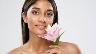 theindiaprint.com create a face pack with lotuses istockphoto 1427922204 612x612 11zon