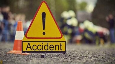 theindiaprint.com delhi a automobile in the greater kailash neighborhood loses control injuring four