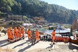 theindiaprint.com drilling for the uttarkashi tunnel was stopped after the auger machine platform co