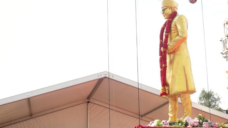 theindiaprint.com stalin presents vp singhs monument to chennai vpsingh statue open cm 11zon