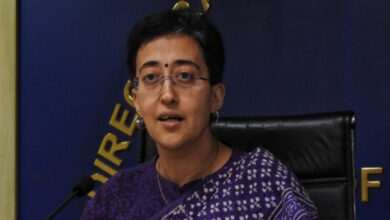 theindiaprint.com atishi instructs a pwd officer to make sure delhis court buildings are maintained