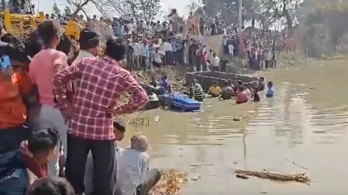In Kasganj, Uttar Pradesh, a tractor-trolley slides into a pond, killing 22 pilgrims, including children
