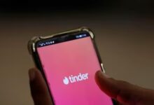 theindiaprint.com man seeks therapy after daily profile swiping on tinder 500 times tinder safety 16
