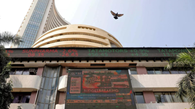 D-Street: Early trading sees Sensex and Nifty drop