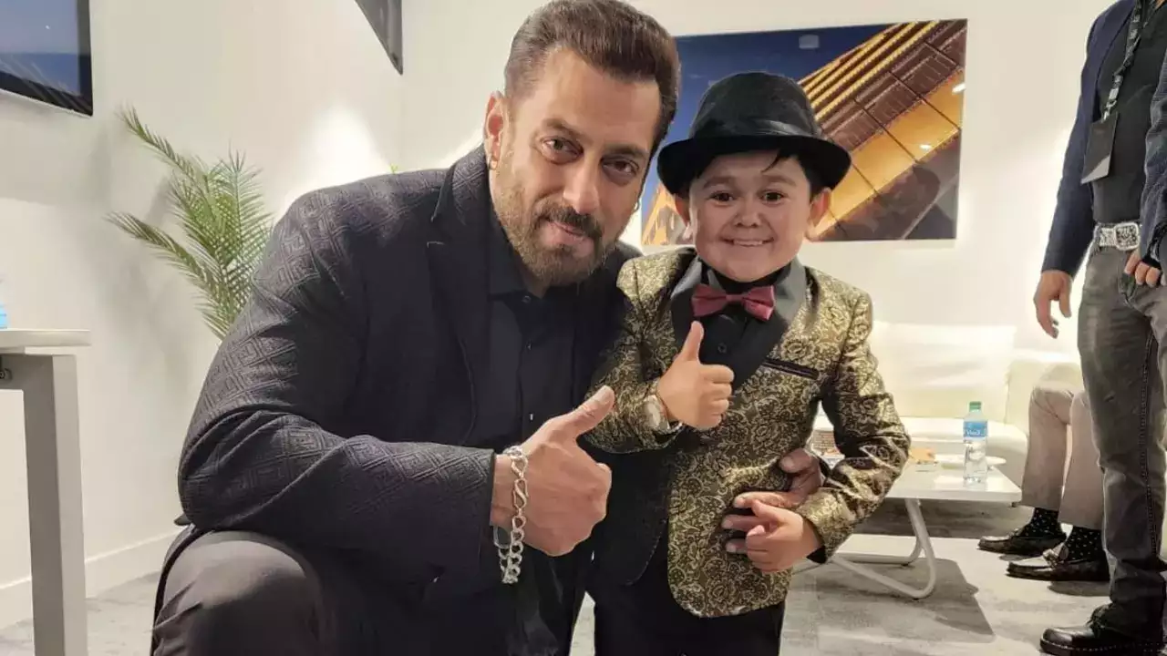Abdu Rozik of Bigg Boss 16 Poses Lightly With Salman Khan, See Photo For A Hint At Collaboration