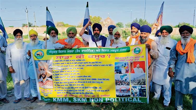 Farm unions launch an anti-BJP campaign from Amritsar