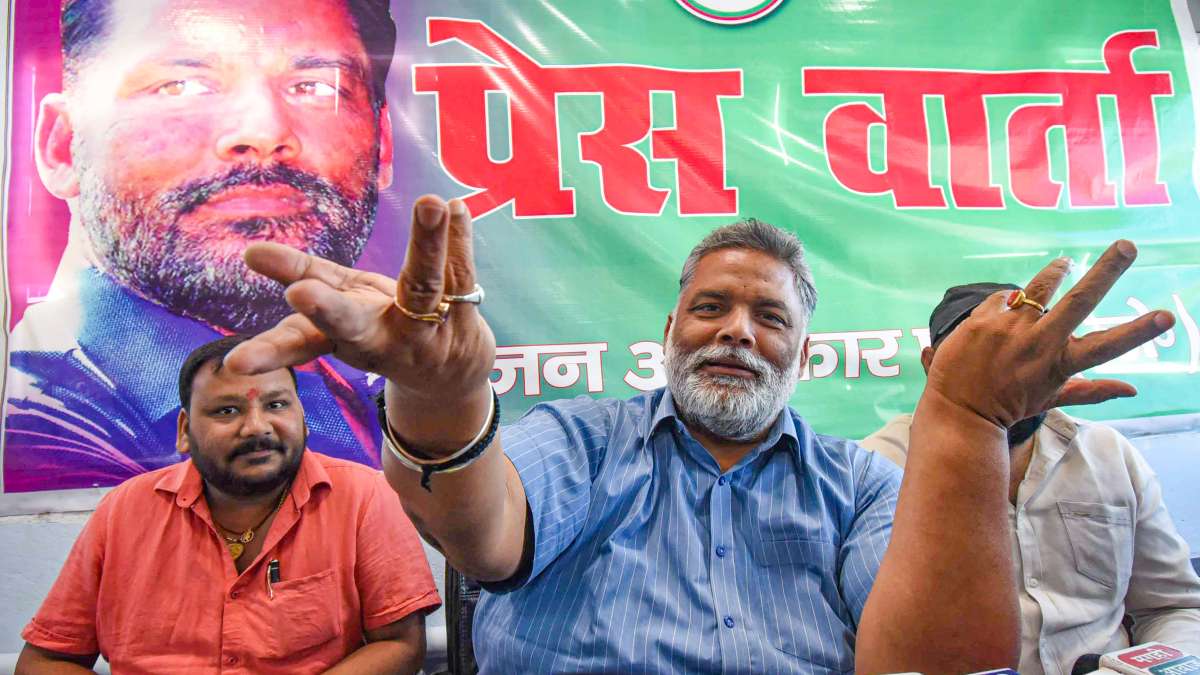 Targeting Tejashwi Yadav, Pappu Yadav submits a candidature for the Purnea Lok Sabha seat