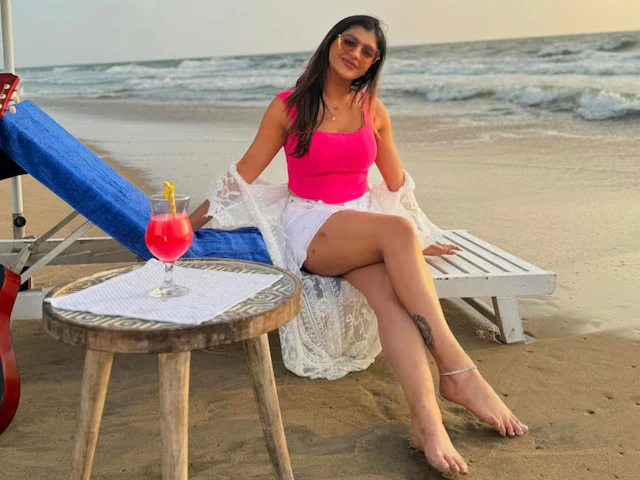 The Crop Top Avatar of actress Yashika Anand Is Perfect For A Beach Outing